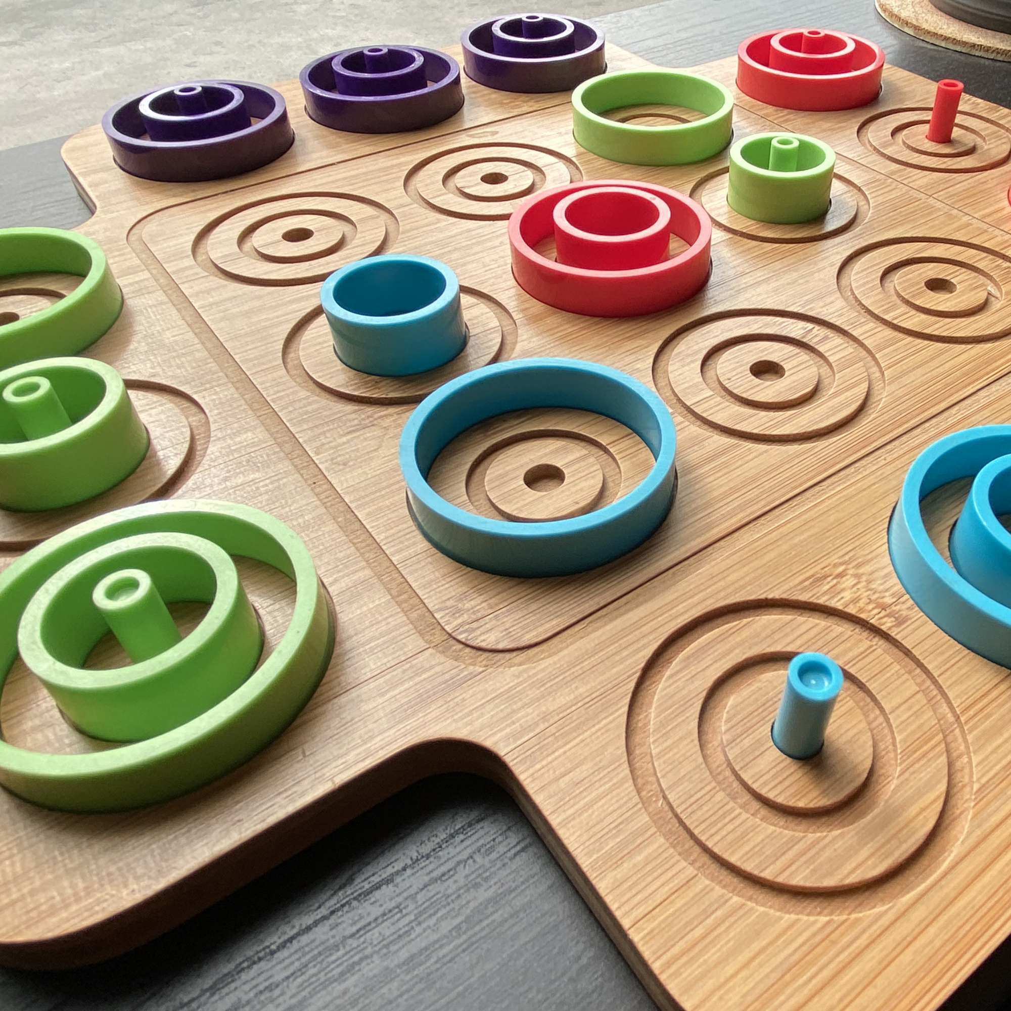 games like 3d tic tac toe help kids and counselors build rapport